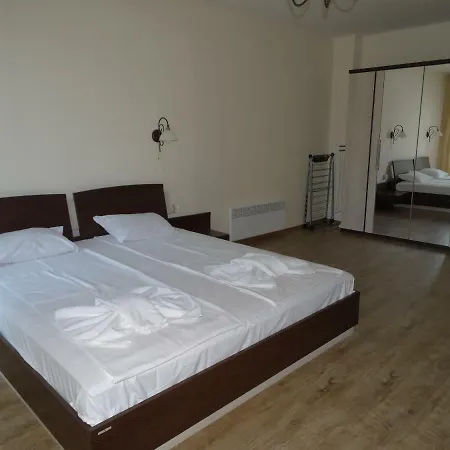 Hotel de apartamente Chateau Del Marina Complex