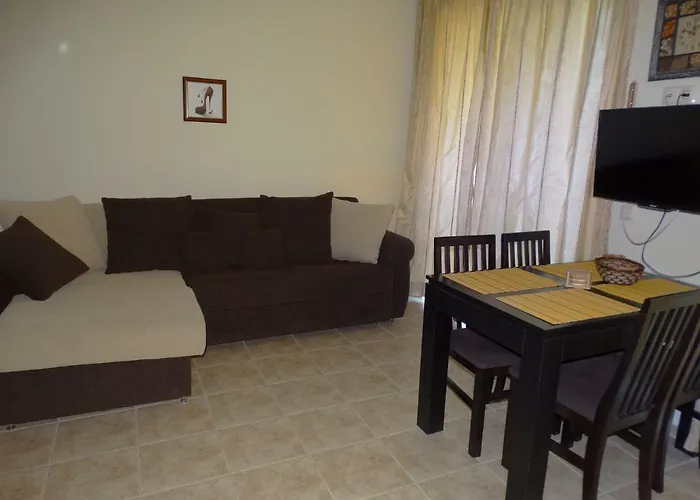 Apart-hotel Chateau Del Marina Complex 4*