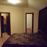 アパートホテル Chateau Del Marina Complex