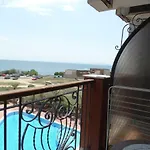 アパートホテル Chateau Del Marina Complex 4*