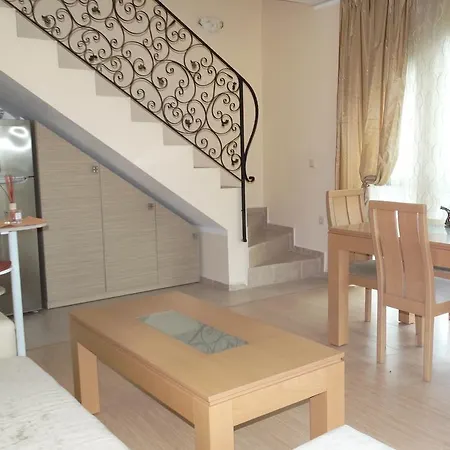 Aparthotel Chateau Del Marina Complex 4*