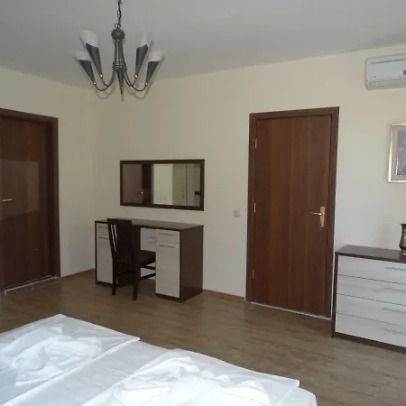 Hotel apartamentowy Chateau Del Marina Complex Nesebyr