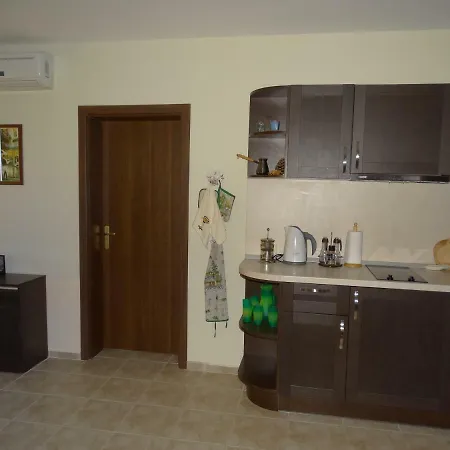 Chateau Del Marina Complex Apartahotel Nesebar