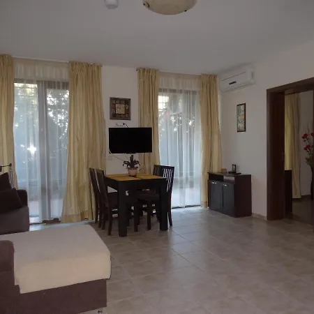 Chateau Del Marina Complex Hotel apartamentowy 2*