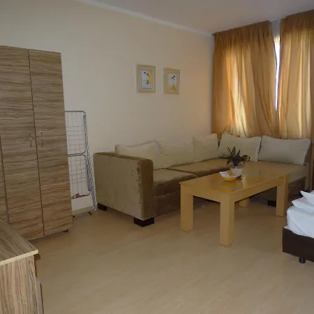 Apartahotel Chateau Del Marina Complex 4*