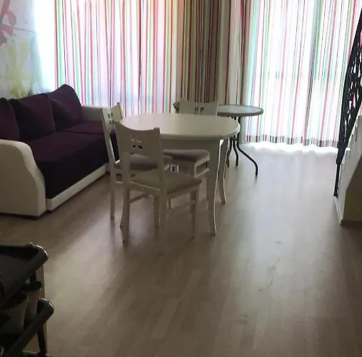 Chateau Del Marina Complex Apartmanhotel Neszebar