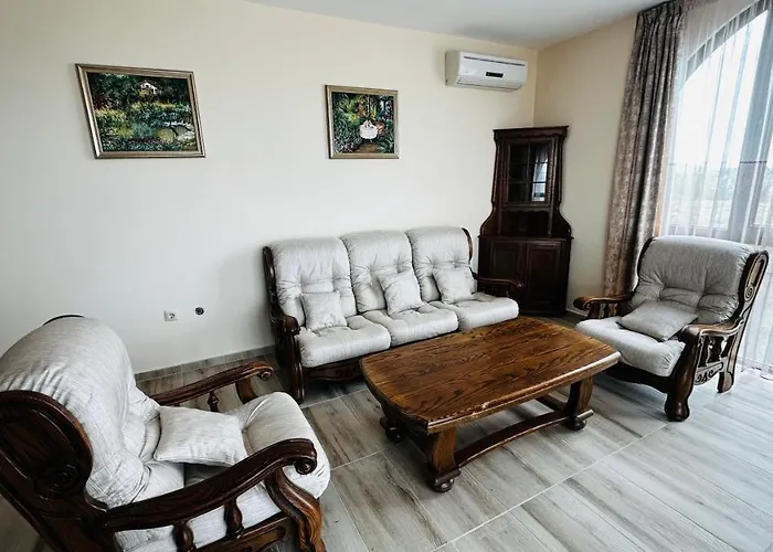 Apartmanhotel Chateau Del Marina Complex