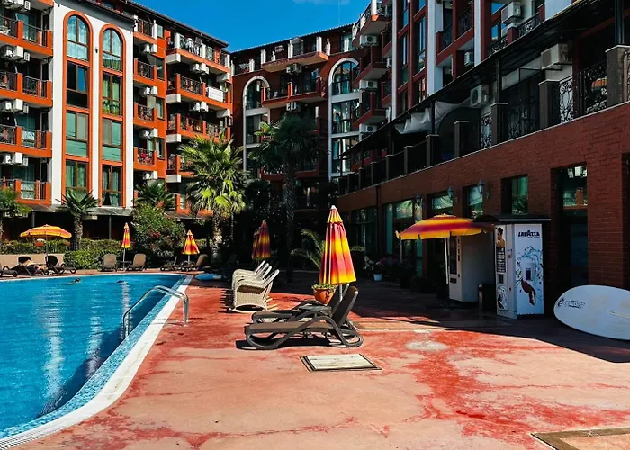 Chateau Del Marina Complex Apartmanhotel