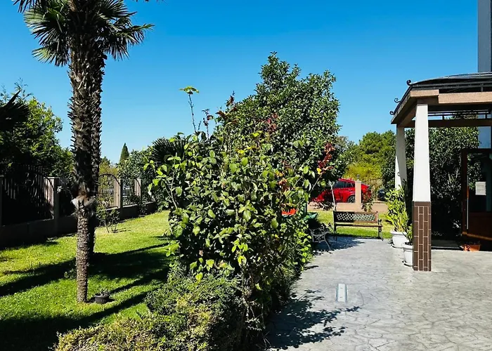Chateau Del Marina Complex Lejlighedshotel 4*