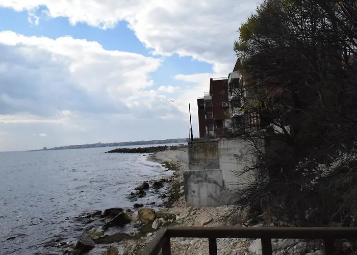 Apartmanhotel Chateau Del Marina Complex Neszebar