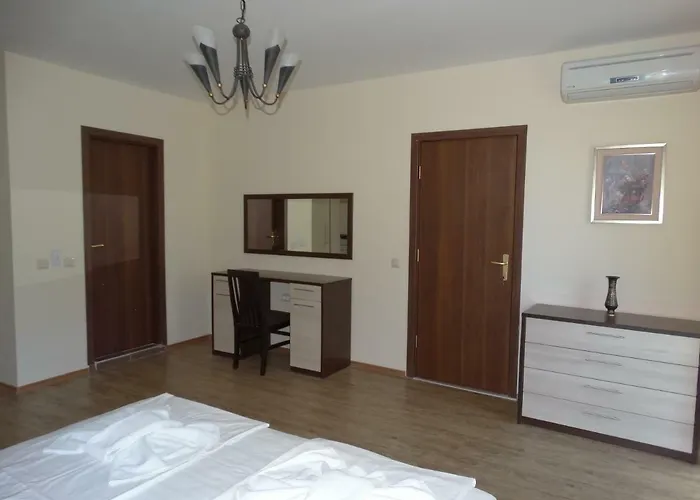 Lejlighedshotel Chateau Del Marina Complex Nessebar