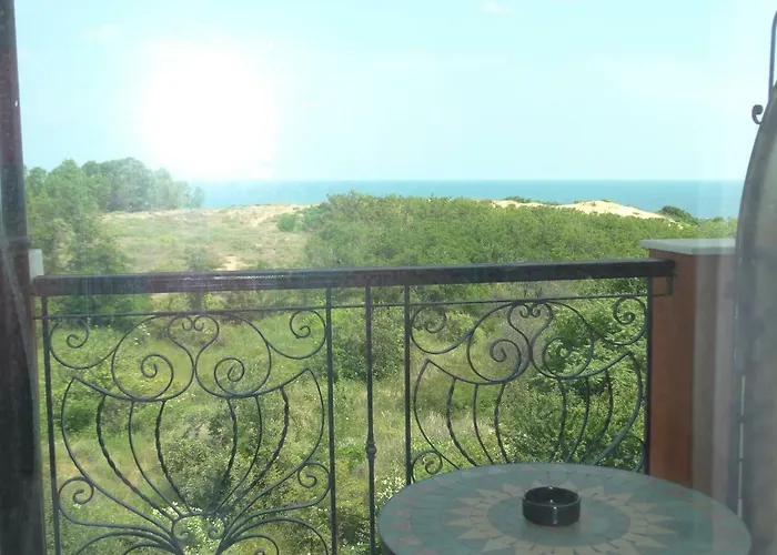 Chateau Del Marina Complex Apartmanhotel