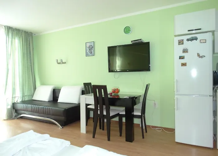 Chateau Del Marina Complex Apartmanhotel Neszebar